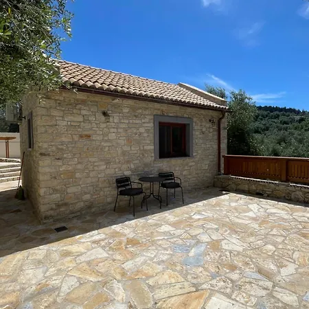 Vakantiehuis Mikro Kastro