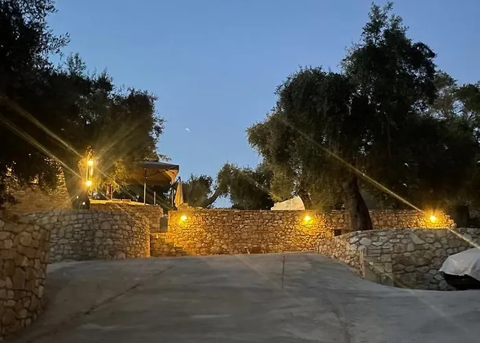 Mikro Kastro בית נופש Apergátika